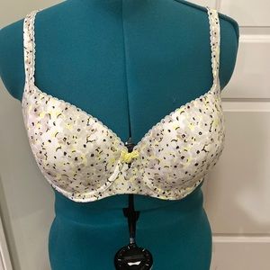 Victoria’s Secret Body by Victoria, Lined Demi w/ panty, 36DDD, white & yellow